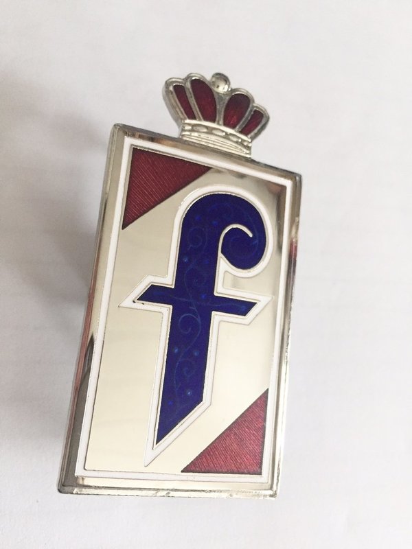 Pininfarina Emblem emailliert geschraubt Bj. 1966 -1978