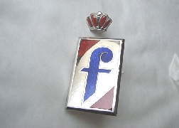 Pininfarina Emblem mit separater Krone
